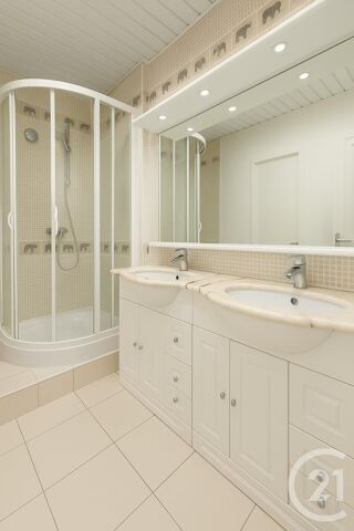  Appartement � vendre 3 pi�ces 70 m�