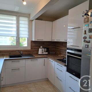  Appartement � vendre 5 pi�ces 93 m�