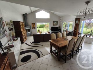  Maison � vendre 6 pi�ces 196 m�