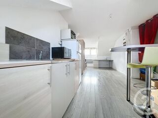  Appartement à louer 2 pièces 40 m²