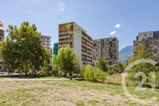  Appartement à vendre 4 pièces 115 m²