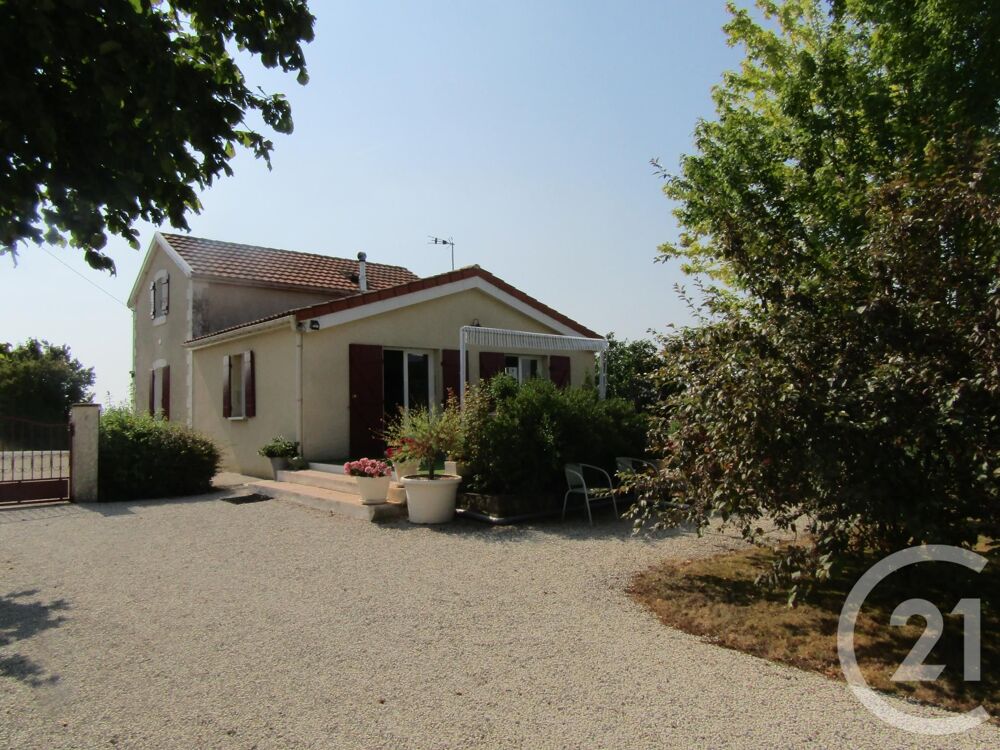 Maison 4 pièces 90 m² · à Luche sur Brioux · 90 m² · 115 000 €