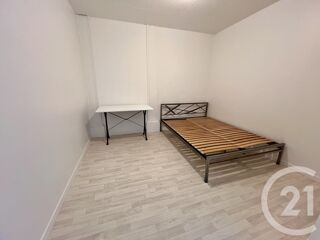  Appartement à louer 2 pièces 33 m²