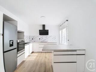 vente Maison - 7 pièce(s) - 176 m² Avanton (86170)