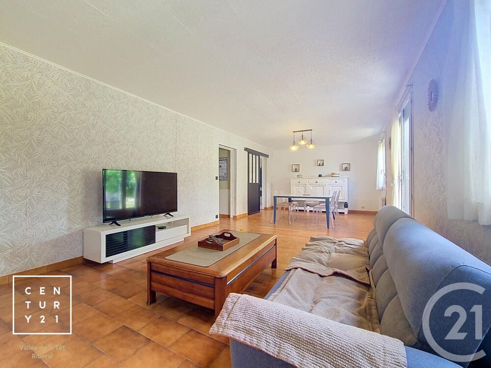 A VENDRE : VILLA AVEC 3 CHAMBRES + 1 BUREAU, BELLE PIECE....