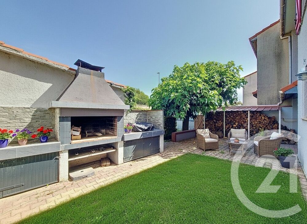 Maison 5 pièces 121 m² · à Le Soler · 121 m² · 263 000 €