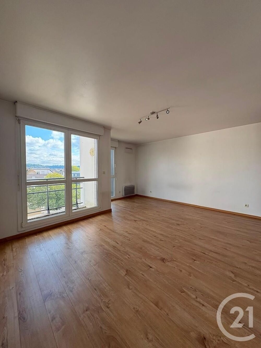 location Appartement - 3 pièce(s) - 59 m² Rouen (76000)