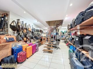  Immeuble � vendre 210 m�