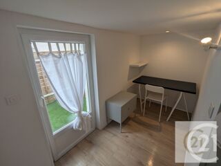  Immeuble à vendre 82 m²