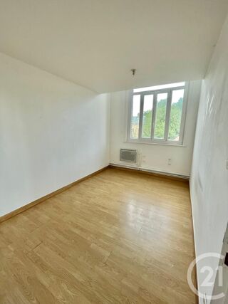  Appartement à louer 3 pièces 65 m²