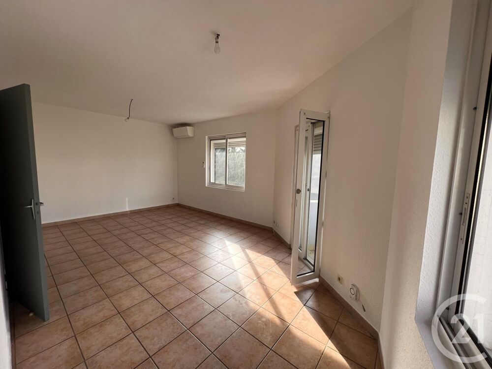 location Appartement - 3 pièce(s) - 80 m² Perpignan (66000)