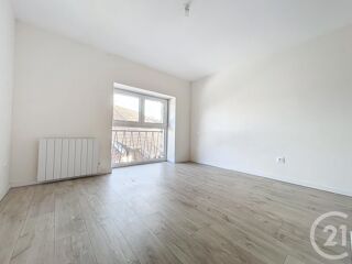  Appartement à louer 2 pièces 40 m²