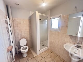  Appartement à louer 2 pièces 45 m²