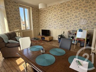  Immeuble  vendre 243 m