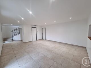  Maison à louer 5 pièces 139 m²