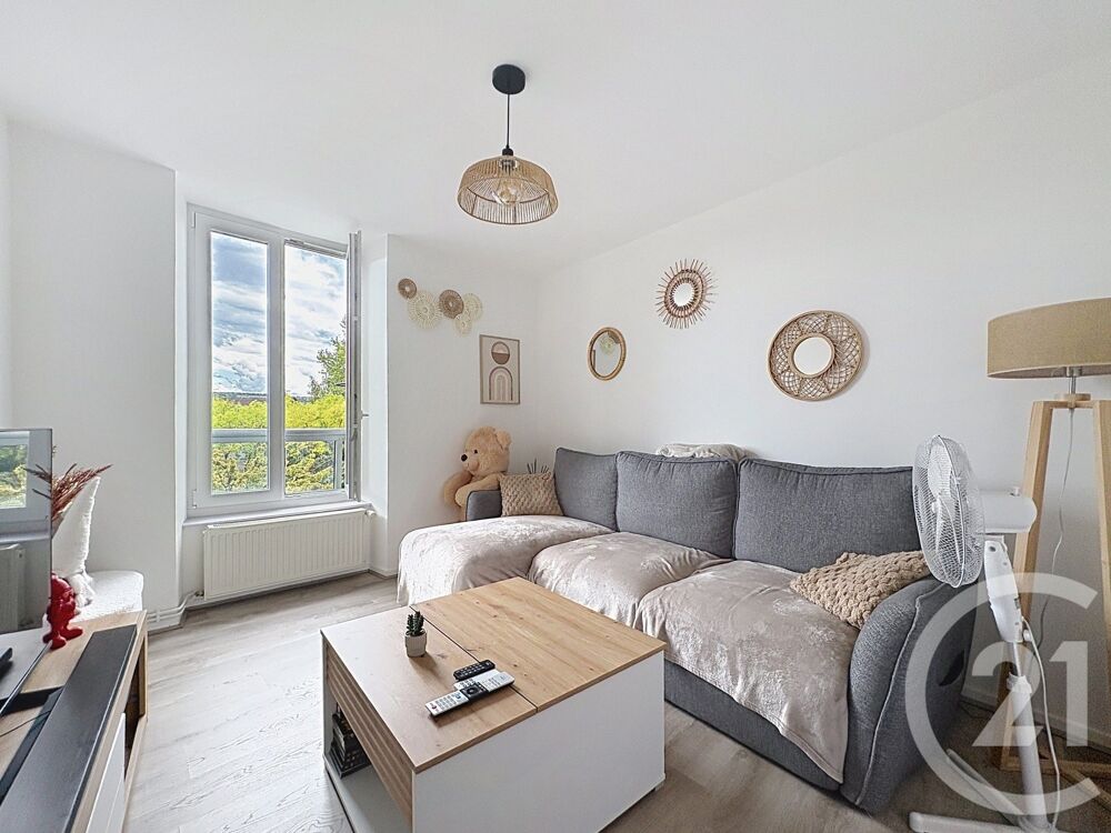 location Appartement - 3 pièce(s) - 51 m² Héricourt (70400)