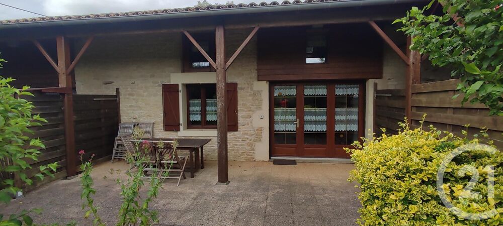 vente Maison - 9 pièce(s) - 298 m² Lezay (79120)