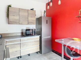  Appartement à louer 5 pièces 126 m²