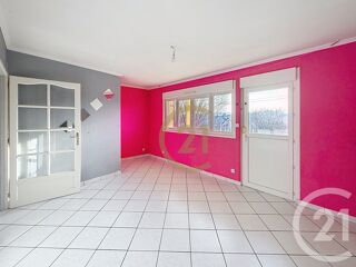  Appartement à louer 4 pièces 63 m²