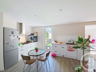  Maison � vendre 5 pi�ces 227 m�