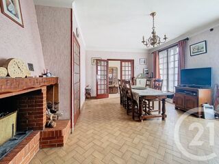  Maison  vendre 7 pices 224 m