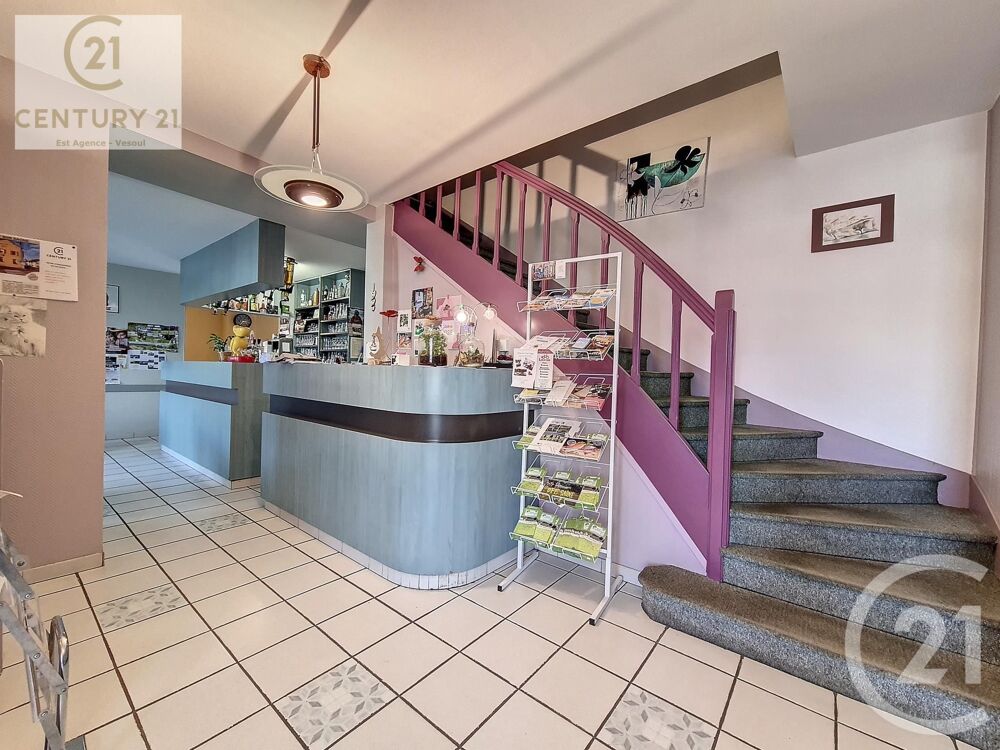 Ensemble immobilier de 550m² avec 15 places de parking !....