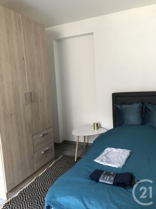  Appartement à louer 1 pièce 19 m²