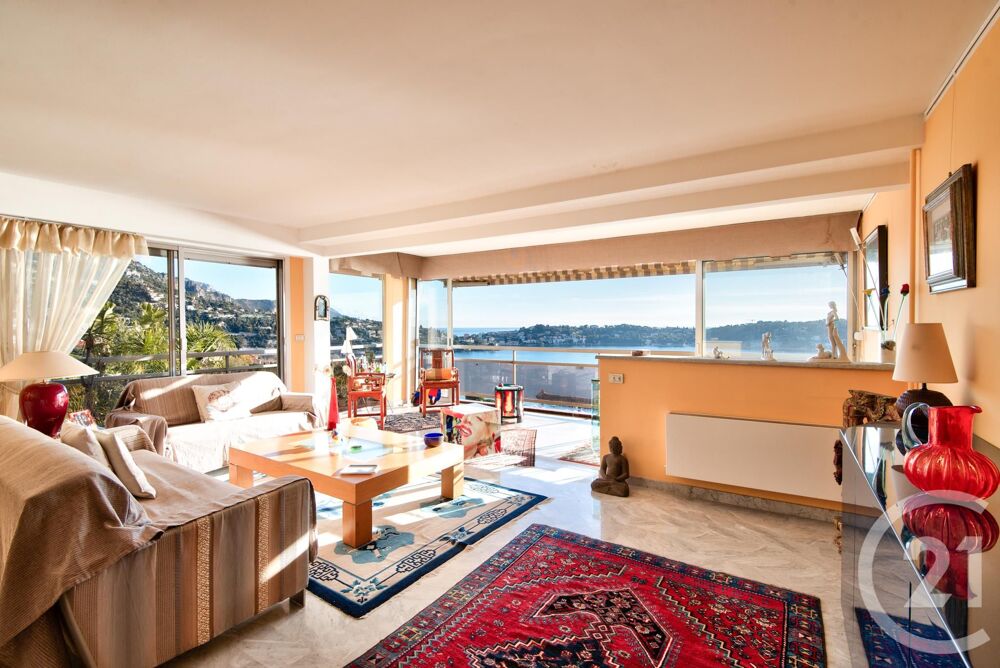 VILLEFRANCHE SUR MER : Idéalement situé, proche du cent....