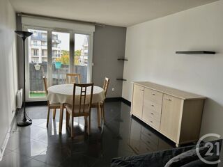  Appartement à louer 2 pièces 43 m²