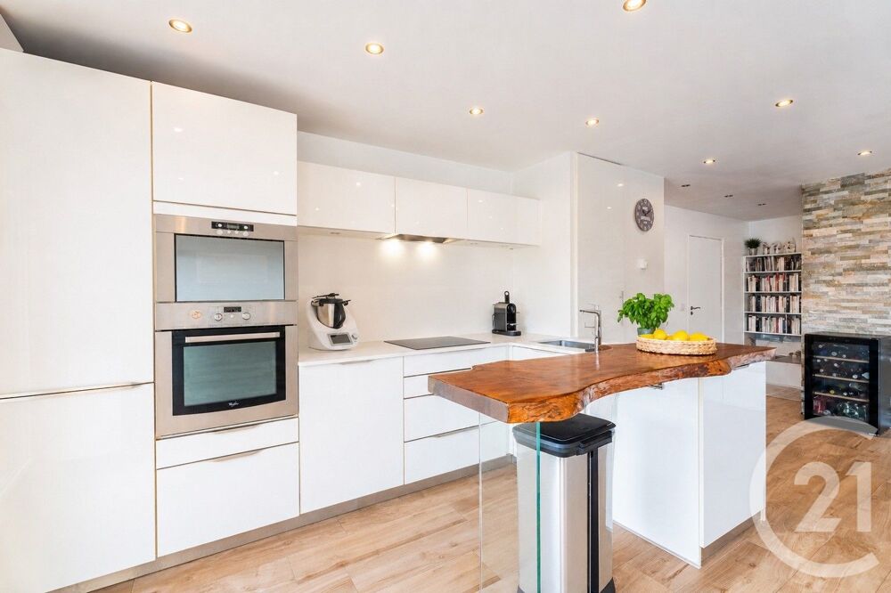 à vendre  Appartement Èze (06360)
