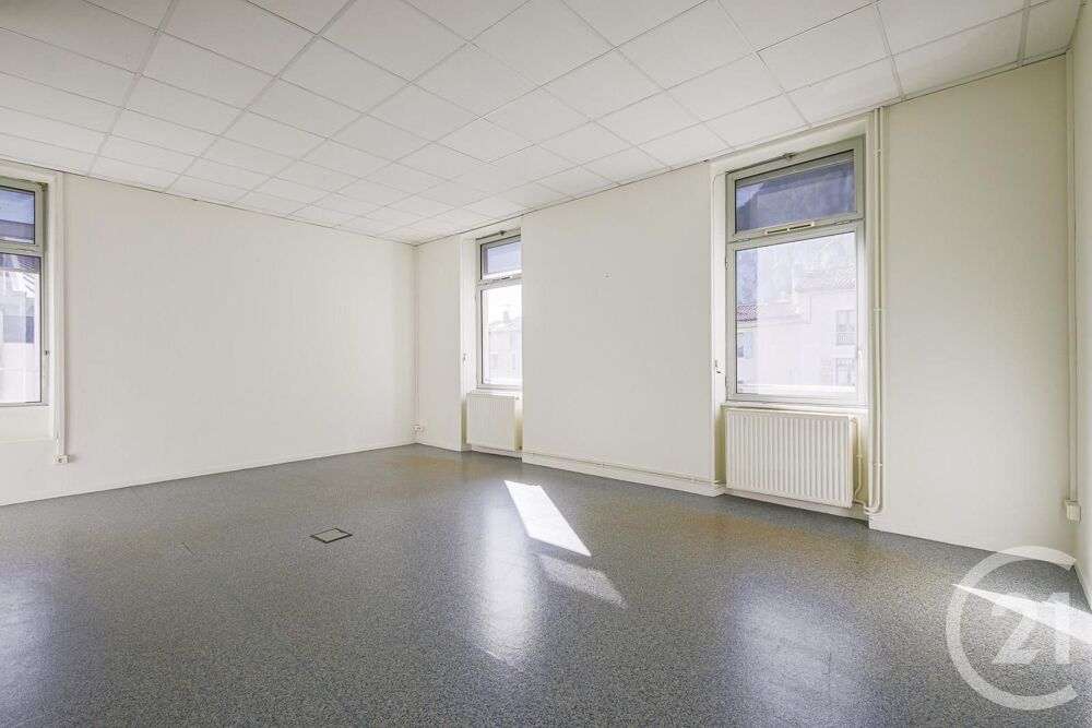 vente Appartement - 8 pièce(s) - 199 m² Sassenage (38360)