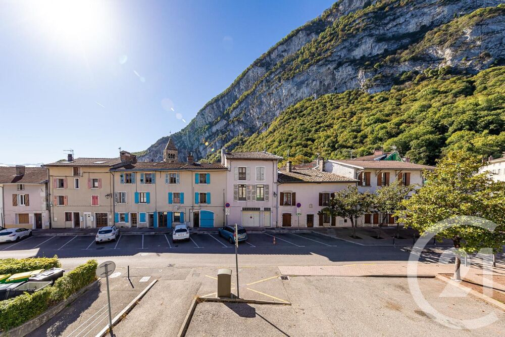 EXCLUSIVITE SASSENAGE VILLAGE - PROCHE CUVE <b....