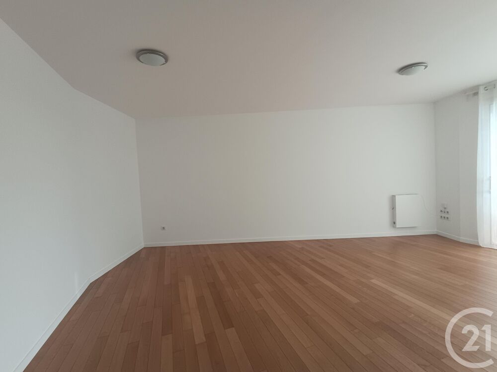 location Appartement - 2 pièce(s) - 82 m² Calais (62100)