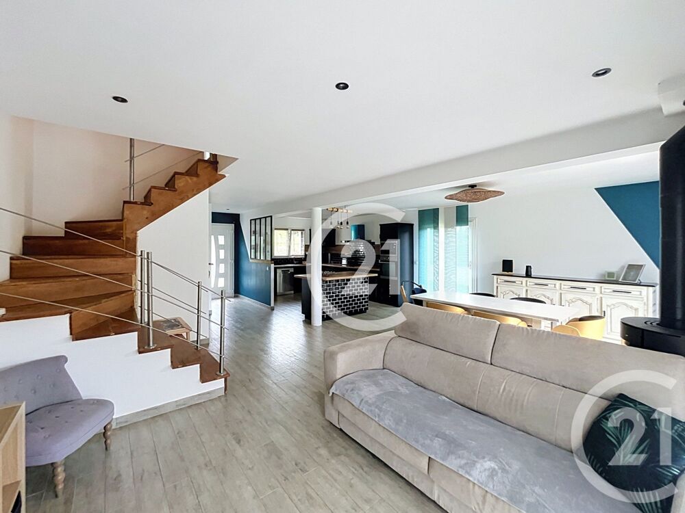 Maison 6 pièces 124 m² · à Le Fresne Camilly · 124 m² · 307 000 €