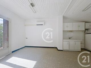  Appartement à louer 3 pièces 48 m²