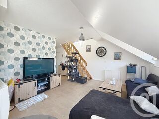  Appartement à louer 2 pièces 45 m²