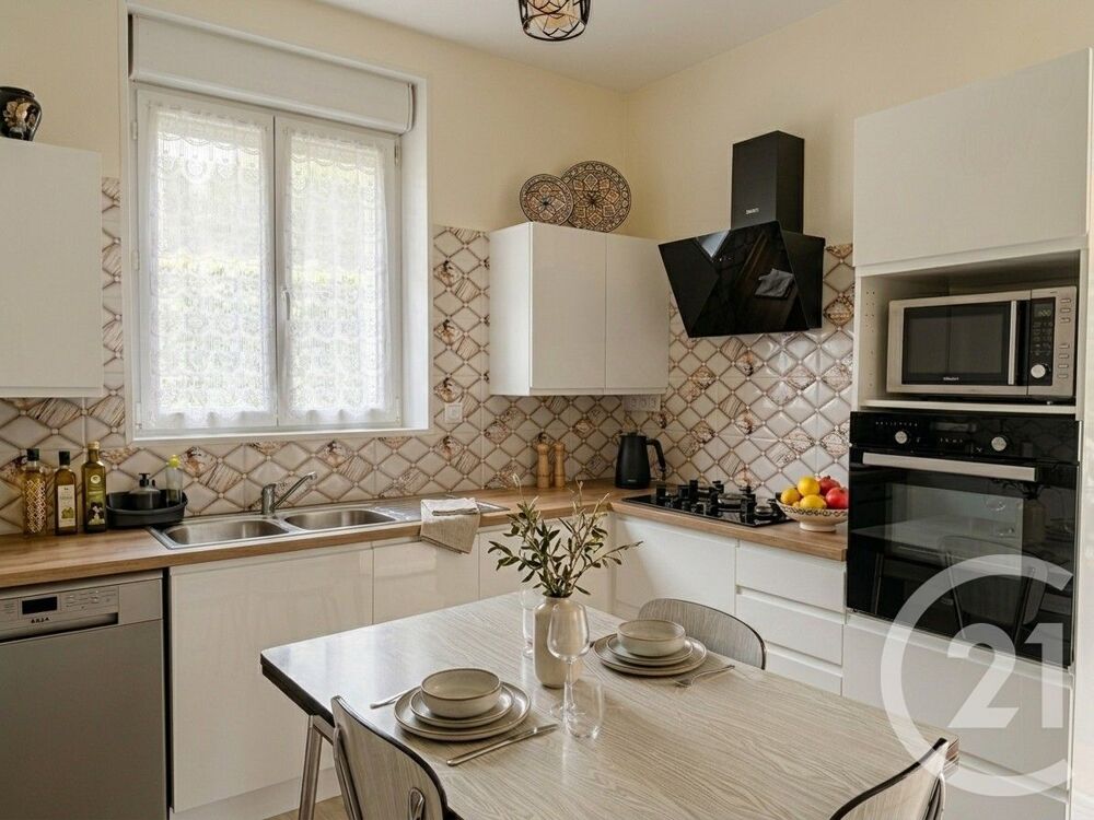 Coup de c½ur assuré pour cette maison familiale entièrem....