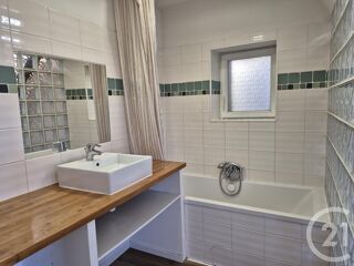  Appartement � vendre 3 pi�ces 69 m�