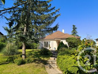  Maison � vendre 6 pi�ces 220 m�