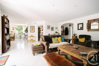  Maison  vendre 5 pices 294 m