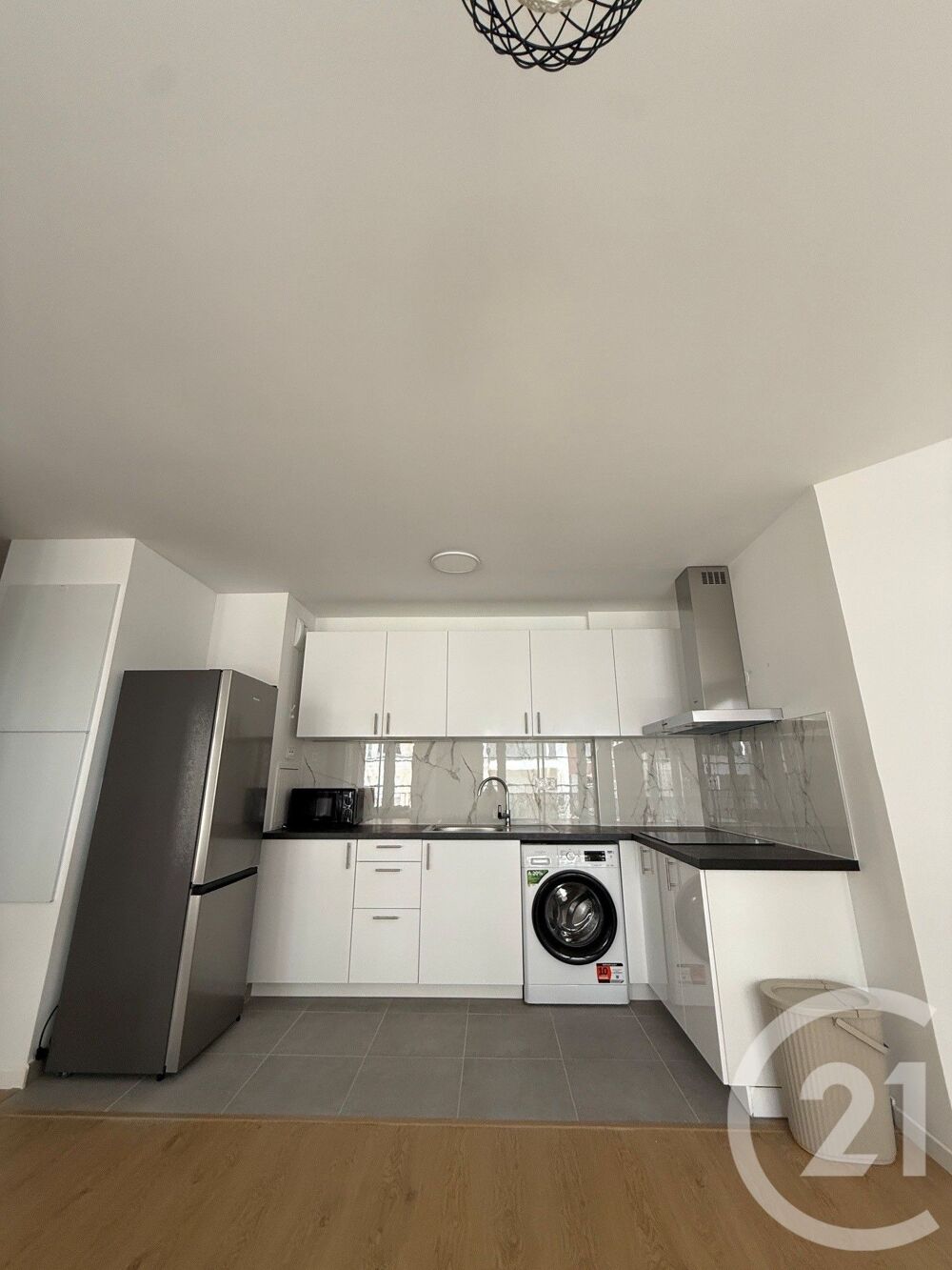 location Appartement - 3 pièce(s) - 63 m² Le Blanc-Mesnil (93150)