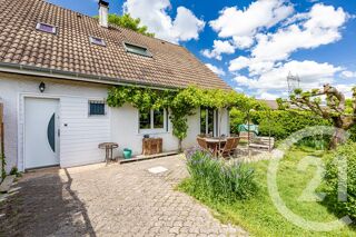 Maison 5 pièces 137 m² · à Moirans · 137 m² · 350 000 €