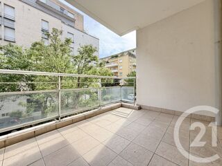  Appartement à louer 3 pièces 53 m²