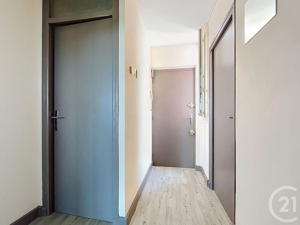 vente Appartement - 4 pièce(s) - 69 m² Bagnols-sur-Cèze (30200)