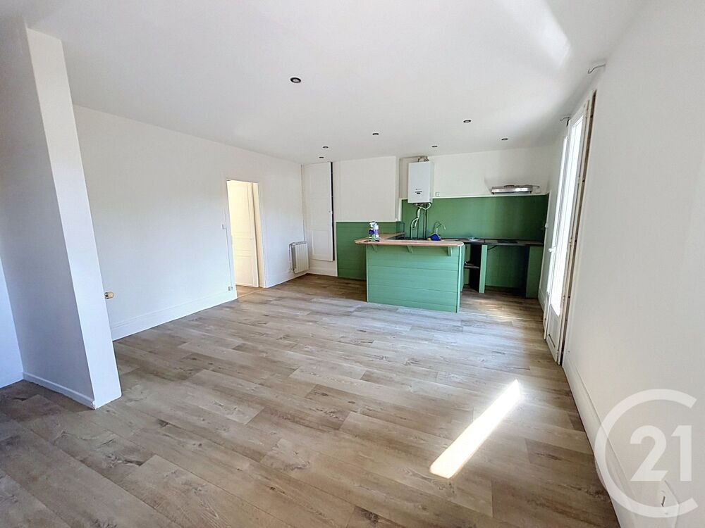 location Appartement - 2 pièce(s) - 56 m² Saint-Girons (09200)