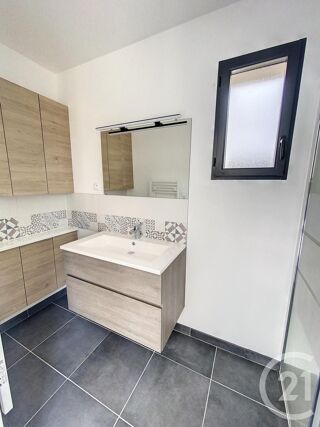  Maison � louer 7 pi�ces 129 m�