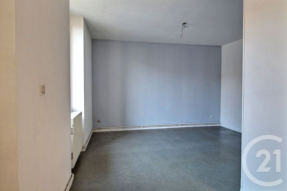 location Appartement - 4 pièce(s) - 71 m² Montluel (01120)