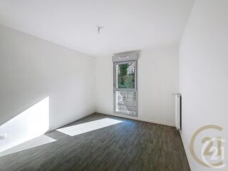  Appartement à louer 3 pièces 64 m²
