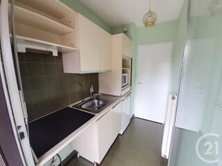location Appartement - 2 pièce(s) - 40 m² Mandelieu-la-Napoule (06210)