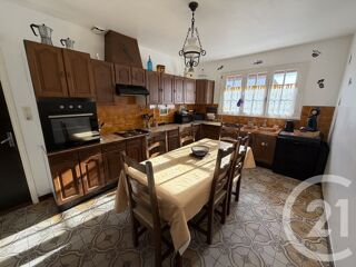  Maison � vendre 6 pi�ces 213 m�